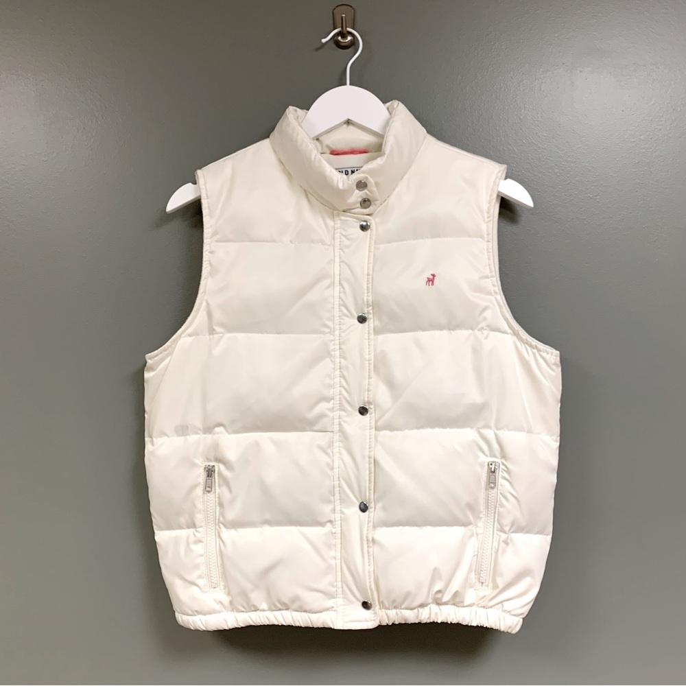 Old Navy Winter White Quilted Puffer Vest Full Zip Snap Button Front Pink Logo S